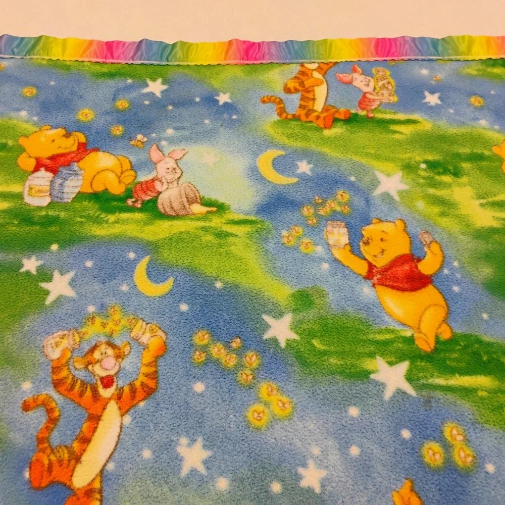 Vtg Disney Winnie the Pooh Piglet‎ Tigger Fleece Baby Blanket Rainbow Satin Trim
